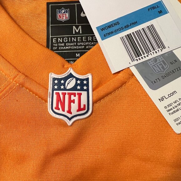 Tampa Bay Buccaneers Nike Women's Custom Throwback Game Jersey NWT Medium - Picture 2 of 3